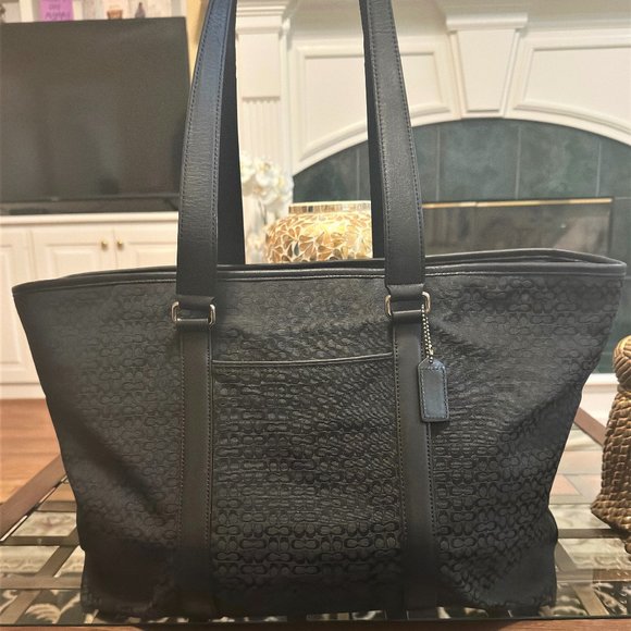 Coach Signature Canvas Black Diaper Bag/Carryall Ex-Large - Picture 2 of 8